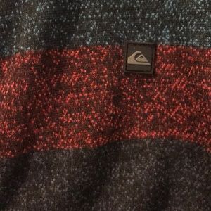 Water repellent zip up hoodie. Quicksilver.